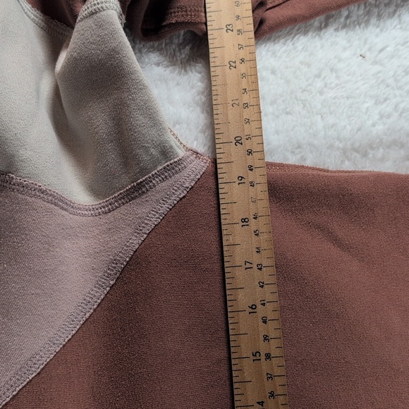 Abercrombie & Fitch Men's Tan and Cream Hoodie Sweater - Picture 4 of 5